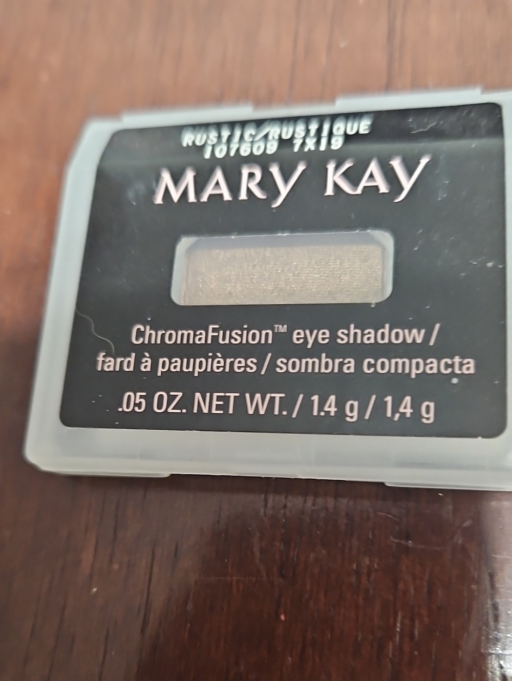 Mary Kay ChromaFusion Eye Shadow - Rustic Olive Shimmer